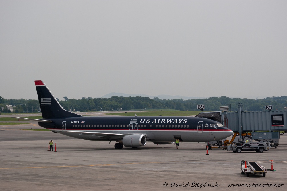 Boeing 737-4B7 (US Airways)