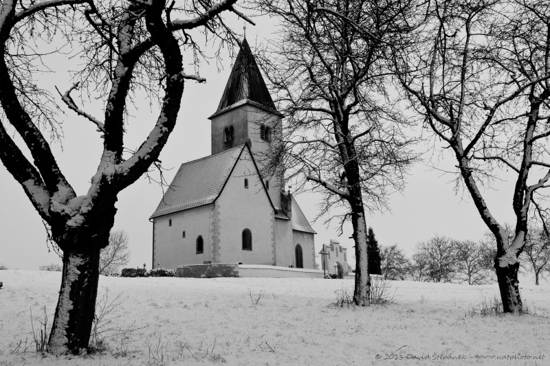 kostel sv.Jakuba a Filipa na Chvojně u Konopiště