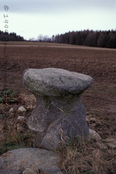 menhir "Křesílko"